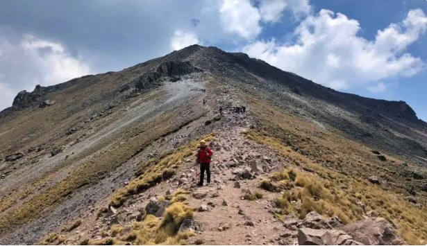 Volcán 1